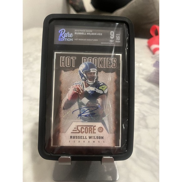 2012 Score #22 Russell Wilson Hot Rookies Signatures Rare 9